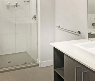 GREAT LOCATION! AMAZING APARTMENT! - Photo 2