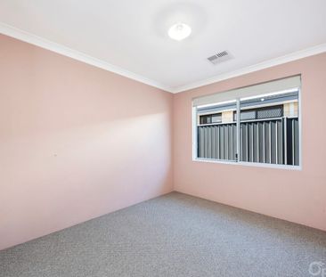 Pretty in pink - Photo 5