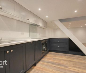 4 bedroom terraced house to rent - Photo 6