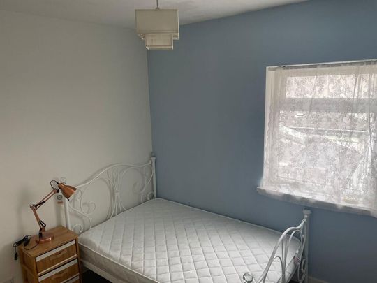 3 bedroom house share to rent - Photo 1