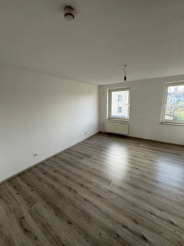 Sehr schöne 3 Zimmer Wohnung in Duisburg zu vermieten - Photo 2