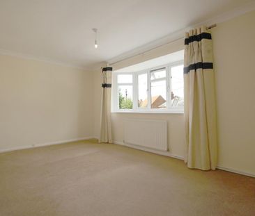 3 bedroom maisonette to rent - Photo 4