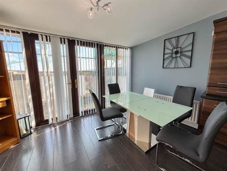 33 Winter Gardens, Alfred Street, Belfast, BT2 8EP - Photo 2