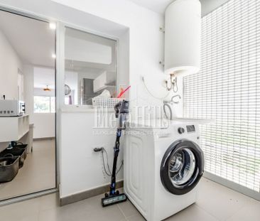 A spacious and modern apartment in Altea la Vella, Alicante for sho... - Photo 5