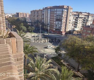 Alquiler de piso en Alameda de San Anton, 35 - Photo 2