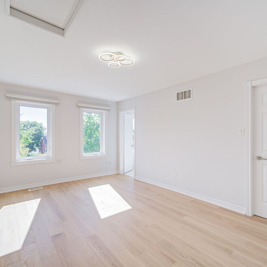 For Lease - 119 Glenashton Drive, Oakville, Ontario - Photo 1