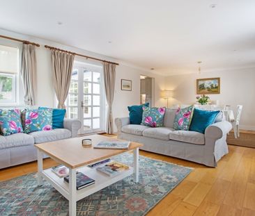 4 bedroom semi-detached house to rent - Photo 5