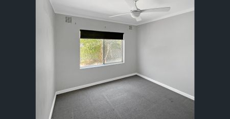 Coastal Charm in Prime Shoalwater Location - Photo 5