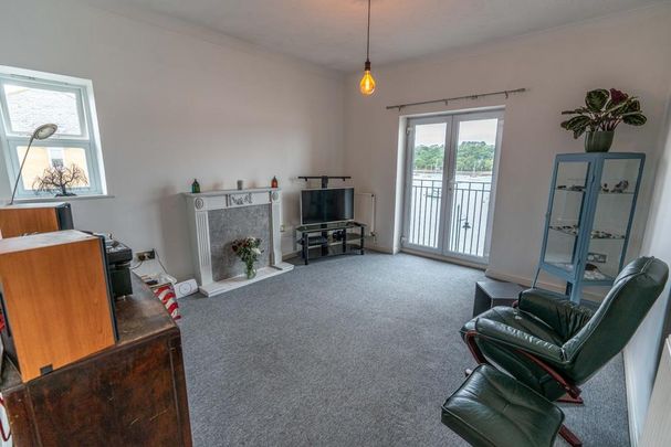 3 bedroom apartment to rent - Photo 1