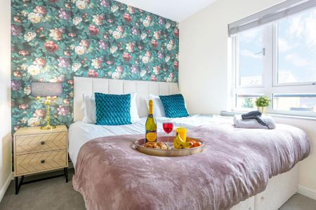 2 bedroom serviced apartment to rent - Photo 5