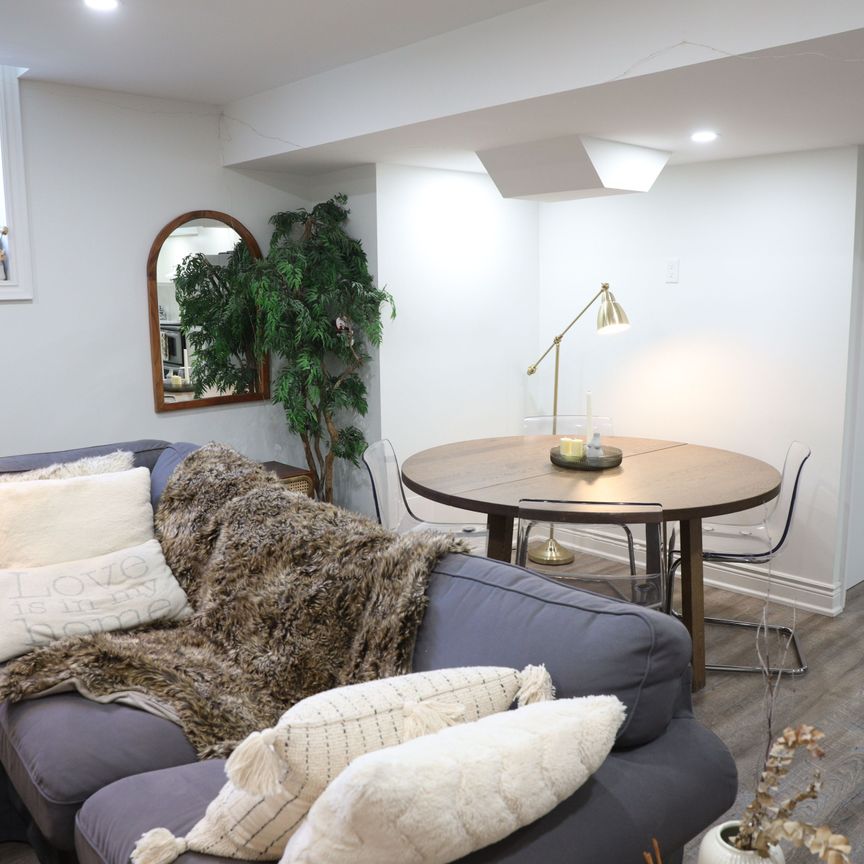 For Lease - 5552 Ethan Drive Unit# Lower, Mississauga, Ontario - Photo 1