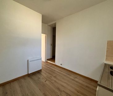 Location Appartement 40m² MONT DE MARSAN 40000 - Photo 2