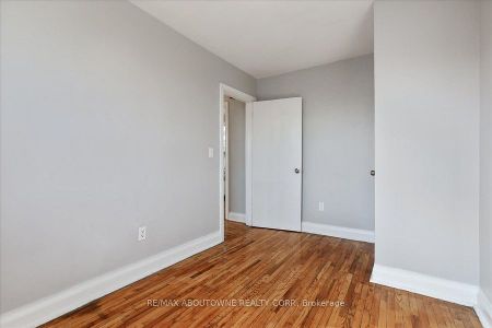 For Lease - 1031 Churchill Avenue Unit# 7, Oakville, Ontario - Photo 3