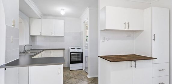 The best location in Browns Plains! - Photo 2