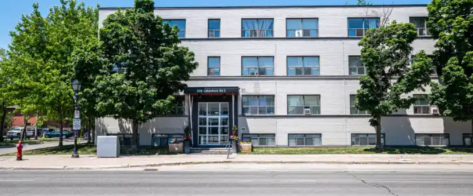 206 Lakeshore Road East | 206 Lakeshore Road East, Mississauga - Photo 1