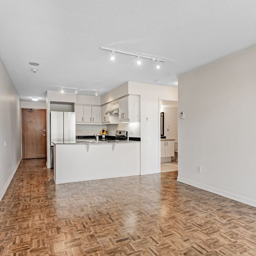 For Lease - 33 Sheppard Avenue Unit# 1111, Toronto, Ontario - Photo 1