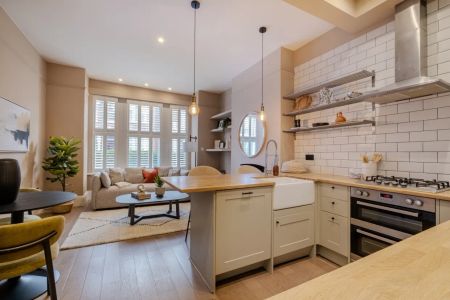 2 bedroom flat to rent - Photo 5