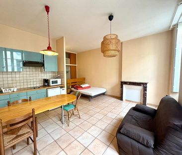 Location Appartement 1 pièce 30m² BORDEAUX 33000 - Photo 2