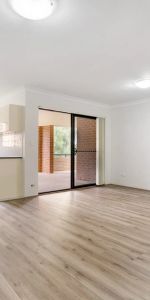 Relaxed Living with Room to Entertain - Photo 4