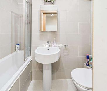 Heather Walk, Edgware, HA8 - Photo 2