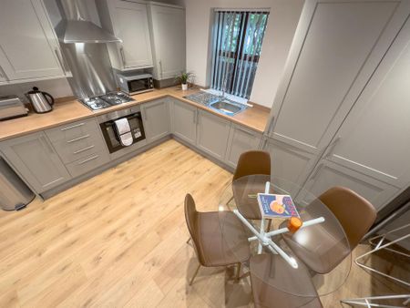 4 bedroom house to rent - Photo 2