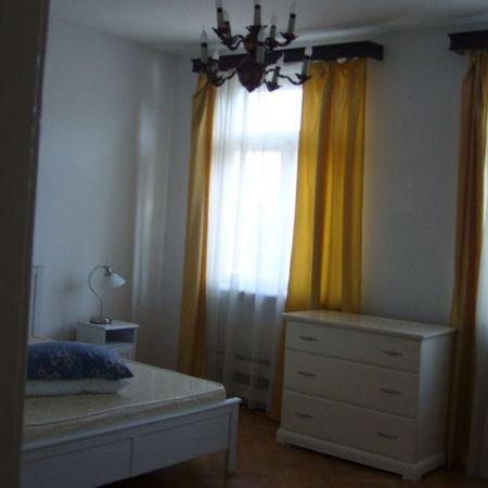 Inchiriere Vila 350mp zona Statuia Aviatorilor - Fotografie 3