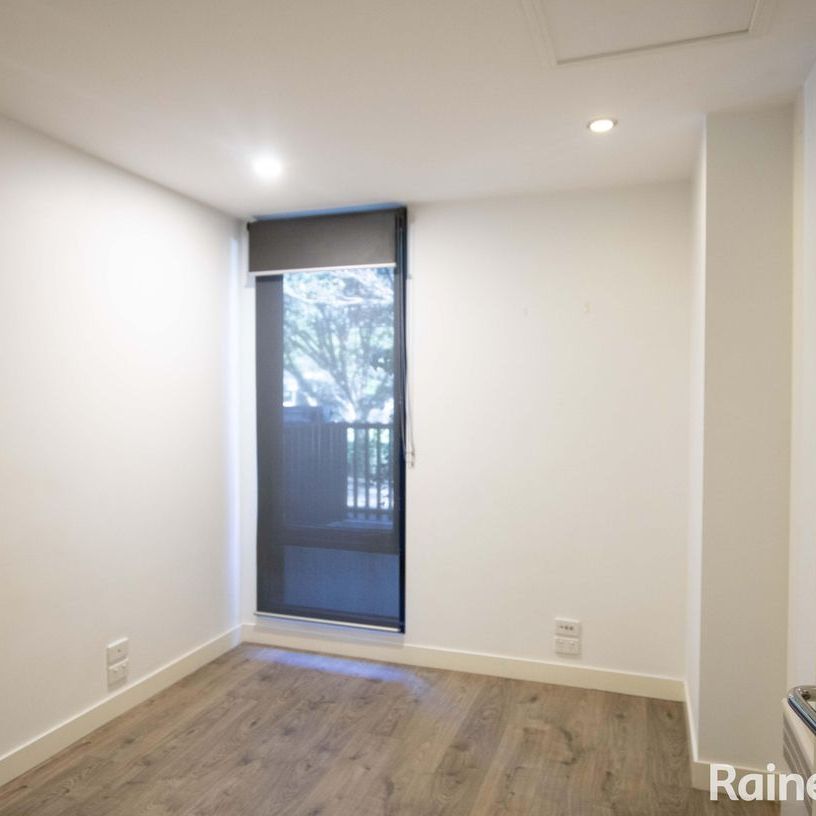 24 Leven Avenue, Docklands, VIC 3008 - Photo 1