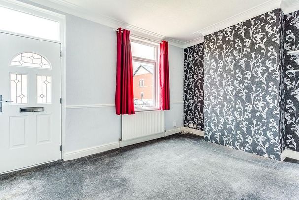 4 bedroom terraced house to rent - Photo 1