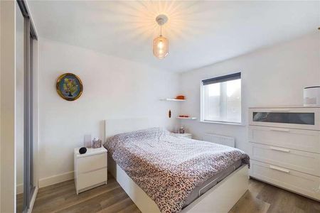 Alder Grove, Shinfield, Reading, Berkshire, RG2 - Photo 5