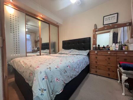 5 Bed Terraced House, Hartington Road, LE2 - Photo 2