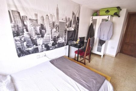 Carrer Explorador Andrés, Valencia, Valencian Community 46022 - Photo 2