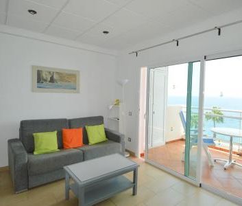 Apartment with sea views in Patalavaca - Photo 1