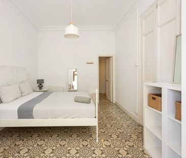 Carrer de Mallorca, Barcelona, Catalonia 08037 - Photo 2