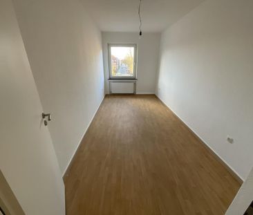 Renovierte, geräumige 3-ZKB-Wohnung in unmittelbarer Citynähe zu ve... - Photo 3