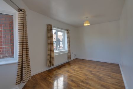 Lower Addiscombe Road, Addiscombe, Croydon, CR0 - Photo 2