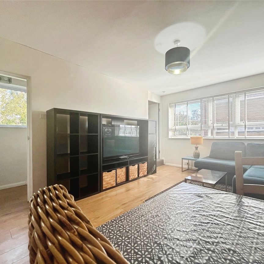 Strode Street, Egham, Surrey, TW20 9BU - Photo 1