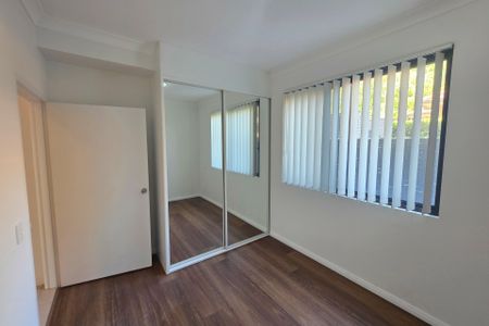 View Wednesday at 4:30pm - 4:45pm - Photo 3