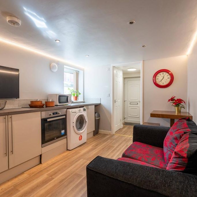 2 bedroom terraced house to rent - Photo 1