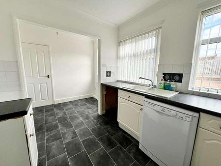 Hawthorne Road, Ferryhill, DL17 - Photo 5
