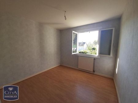 Location Maison 4 pièces 74m² LE BLANC 36300 - Photo 2