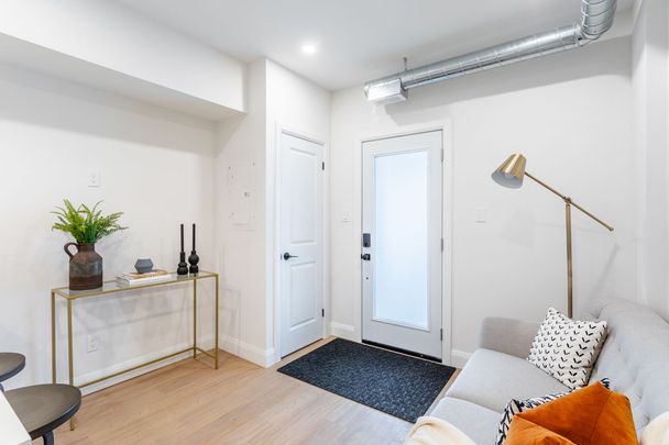 For Lease - 115 Catharine Street Unit# 1, Hamilton, Ontario - Photo 1