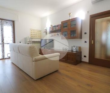Trilocale in affitto - Photo 3