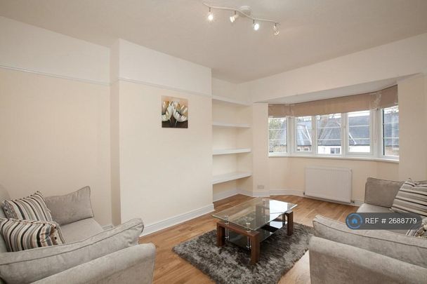 2 bedroom flat to rent - Photo 1
