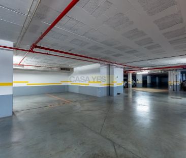Apartment T3 in Alvalade, Lisboa - Photo 2