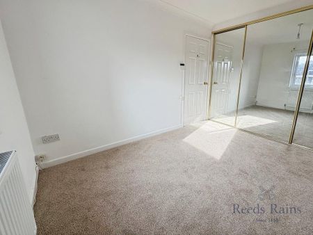 2 bedroom detached house to rent - Photo 3