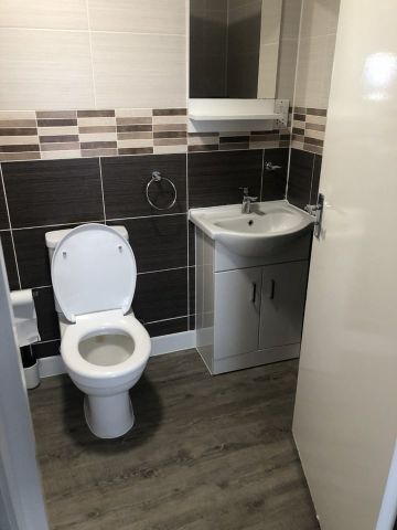 1 Bed Flat, London Street, RG1 - Photo 5