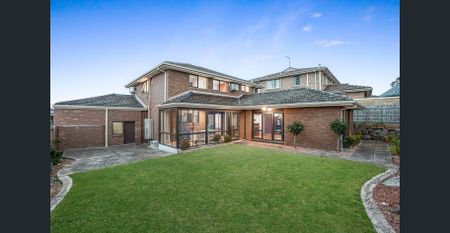 Bright, Spacious & Perfect for Family Living - Photo 5