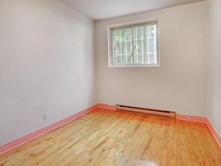 10663 Av. des Récollets - Photo 4