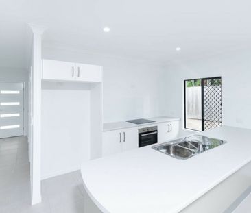 6 Griffiths Street, Manoora QLD 4870 - House For Rent | Domain - Photo 4