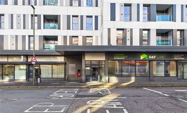 Cromwell Road, Redhill, Surrey, RH1 - Photo 1